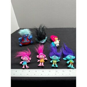 Set Of 7 DreamWorks Trolls Mini Figures By Hasbro With Colorful Hair & Outfits
